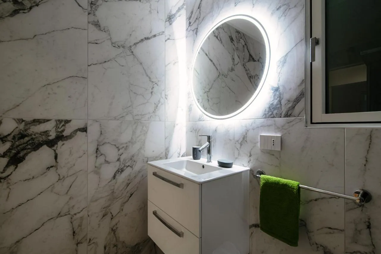 Suite Joivy Porta Torre 76 Como